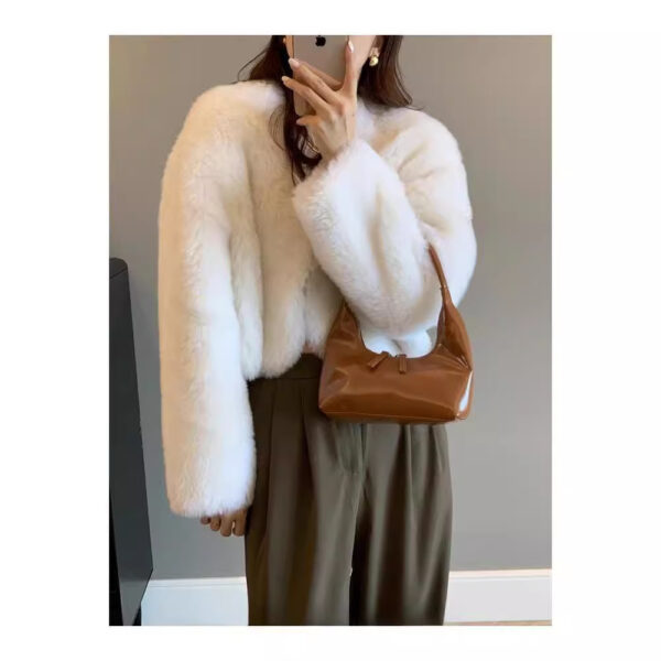 Women's V-neck Korean-style Fur Coat - Image 6