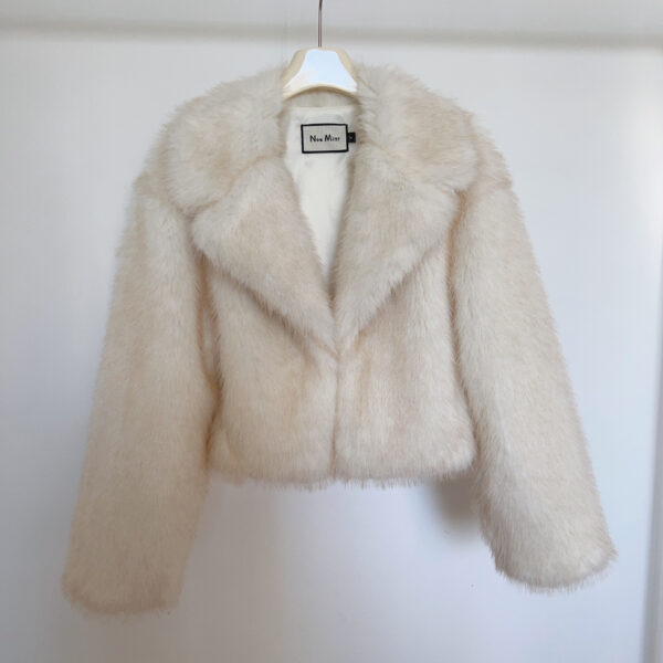 Fashion Loose Lapels Fur Coat Women's Clothing - Image 2