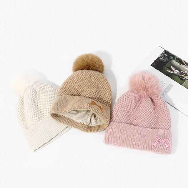 Bow Embroidery Velvet Knitted Woolen Cap - Image 9