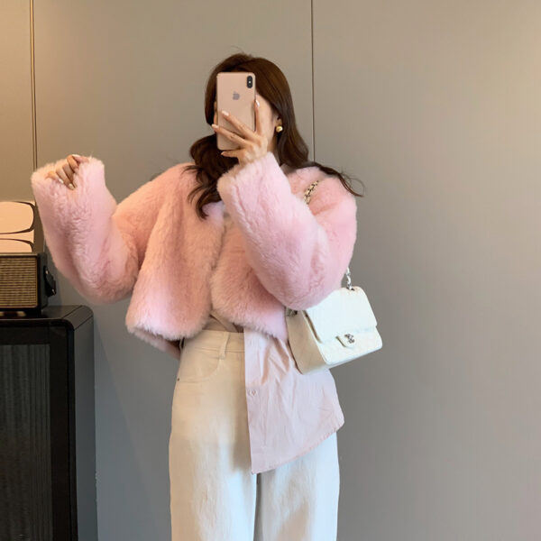 Women's V-neck Korean-style Fur Coat - Image 2